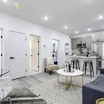 Brandnew Luxury Capitol Hill Apt! Near Free Trolly