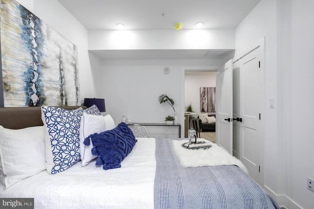 Brandnew Luxury Capitol Hill Apt! Near Free Trolly *